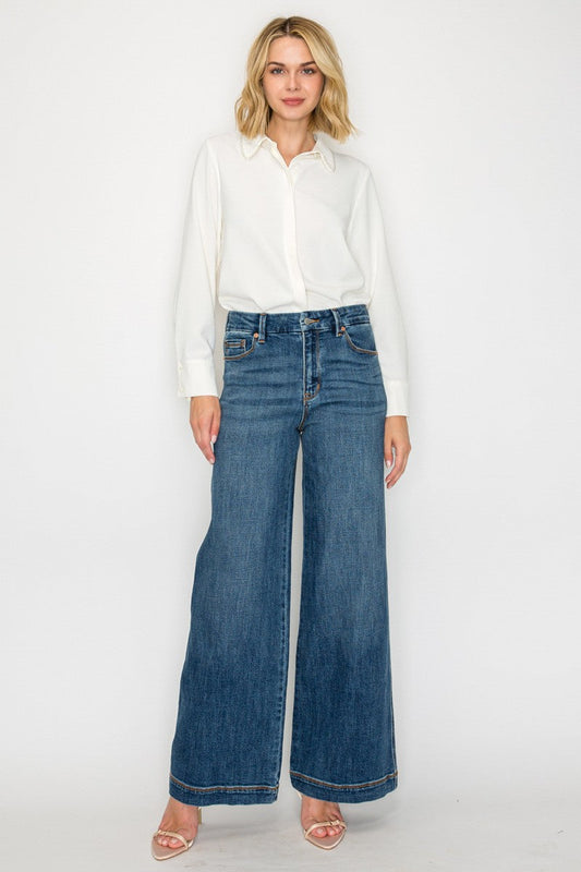 Artemis Vintage Relaxed High Rise Palazzo Jeans in 1 (24) - High-Waisted - Relaxed Jeans High Waist (bottom)