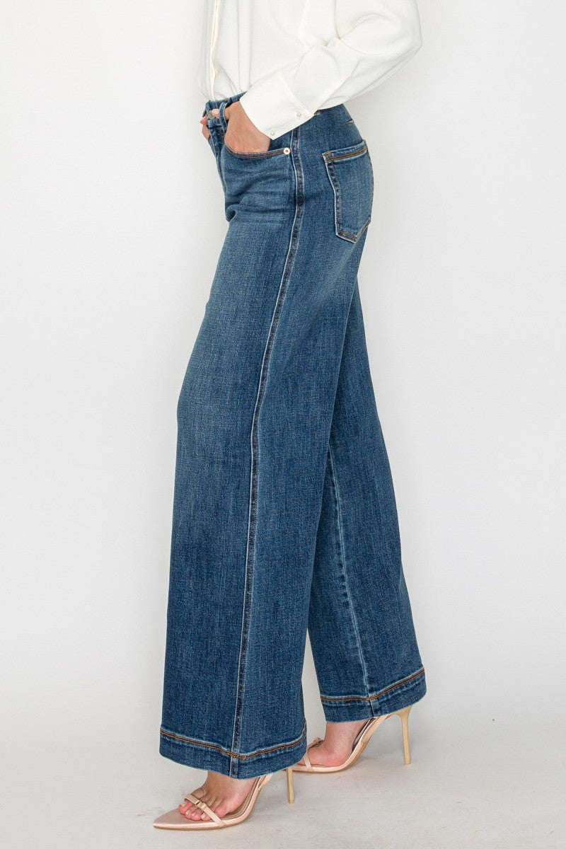 Artemis Vintage Relaxed High Rise Palazzo Jeans in 5 (26) view 3 - High-Waisted - Relaxed Jeans High Waist (bottom)