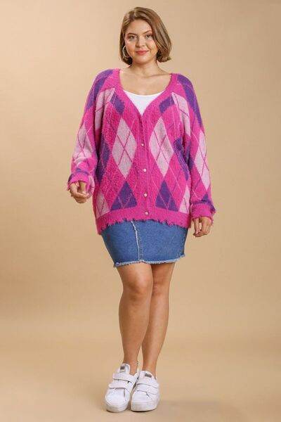 Umgee Argyle Pattern V-Neck Button Front Cardigan Plus Size - us.meeeshop