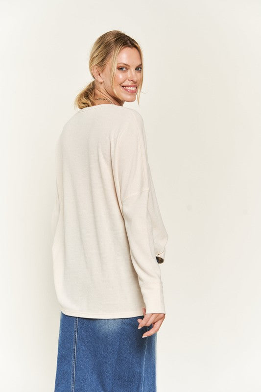 Button down side slit pullover knit top | us.meeeshop