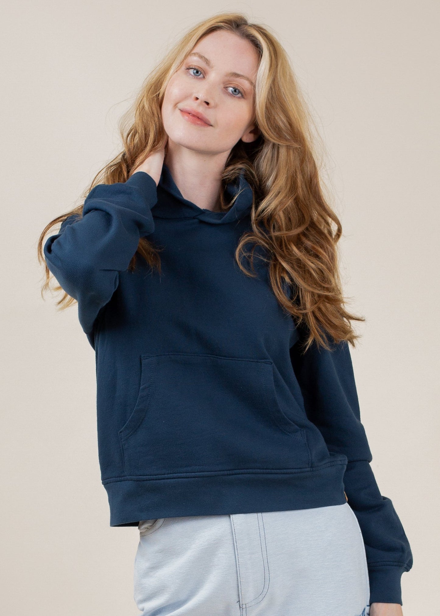 Basic Hoodie in XS view 3 - Basic Hoodies (top)