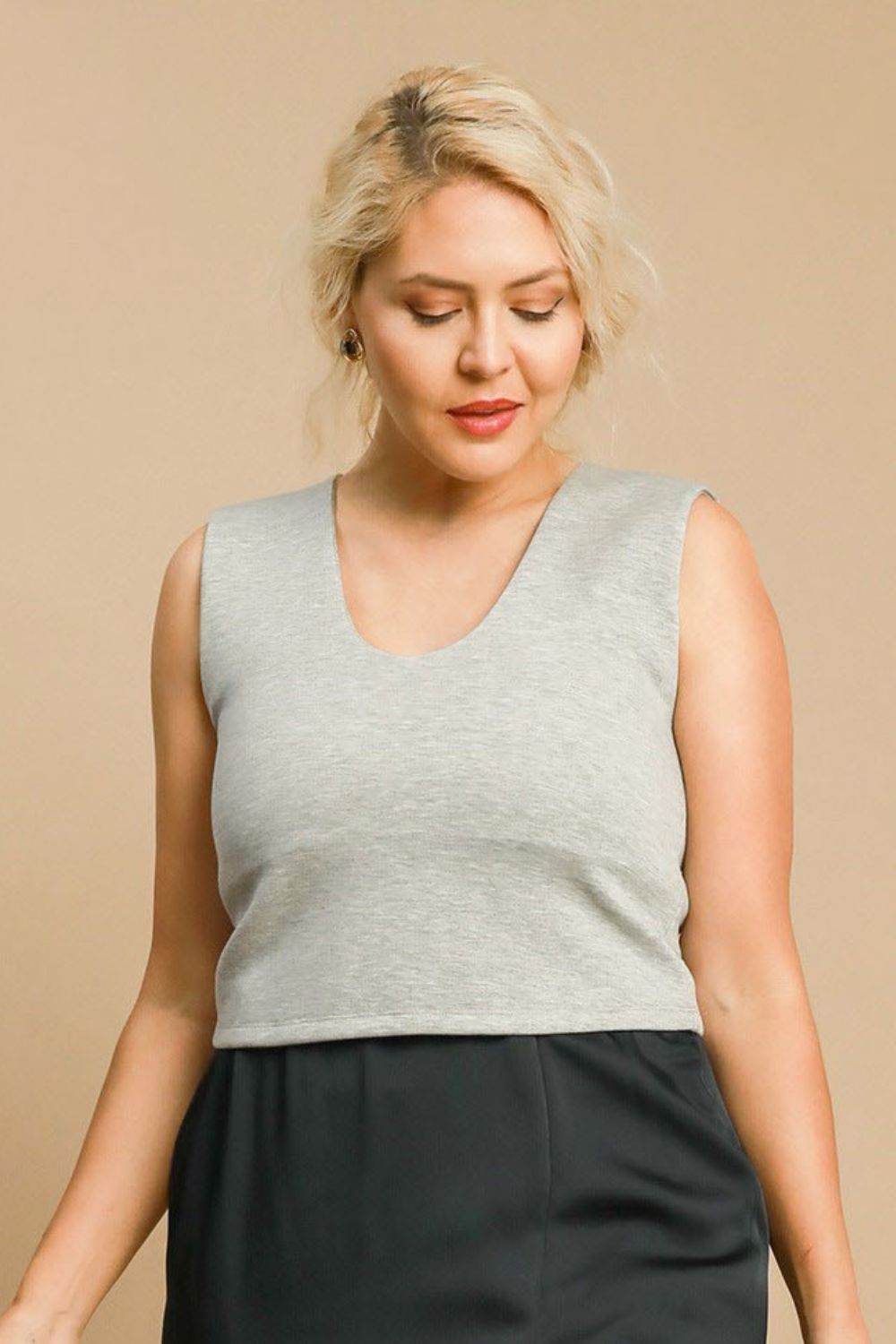 Umgee | Scoop Neck Cropped Tank Plus Size - us.meeeshop