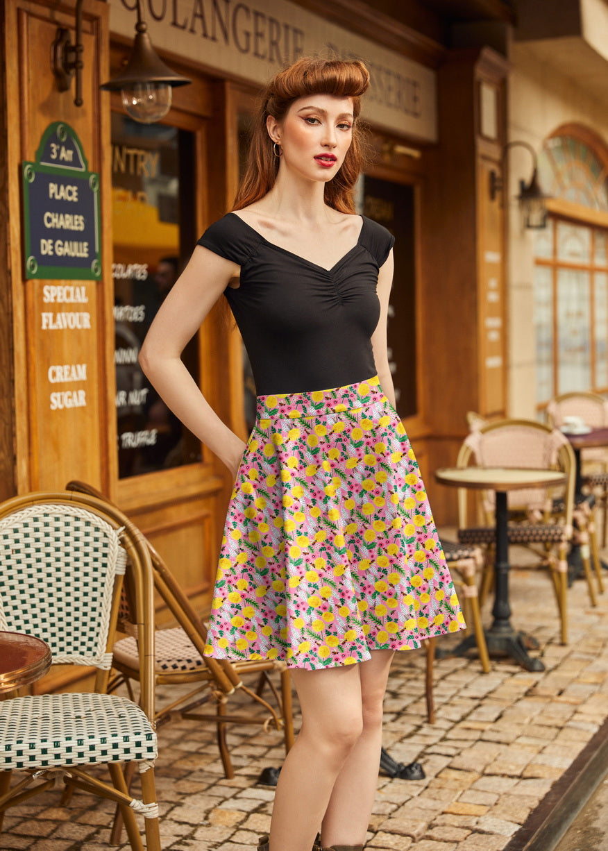 Bees & Dandelions Skater Skirt in L view 4