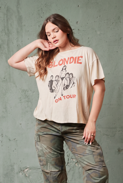 Blondie Picture This Tee in M view 3 (top)