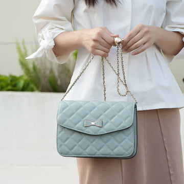 Blossom Shoulder Bag and Set in Black view 2 - Bloom Shoulder Bag (one-piece)