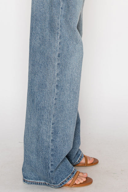 Blue by Artemis Slim Ultra High Rise 90's Straight Jeans view 10 - High-Waisted - Blue Artemis Pants (bottom)