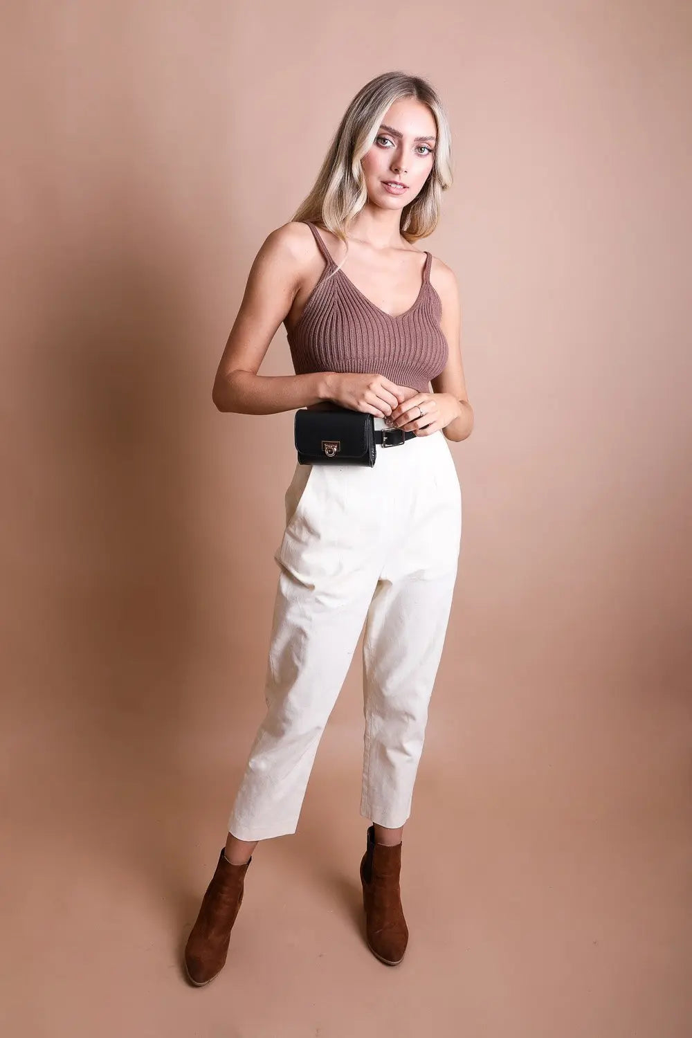 Boho Clothing and Accessories Mini Faux Leather Belt Bag – Chic with Gold Link Chain view 5 - Boho Style - Boho Style Bag