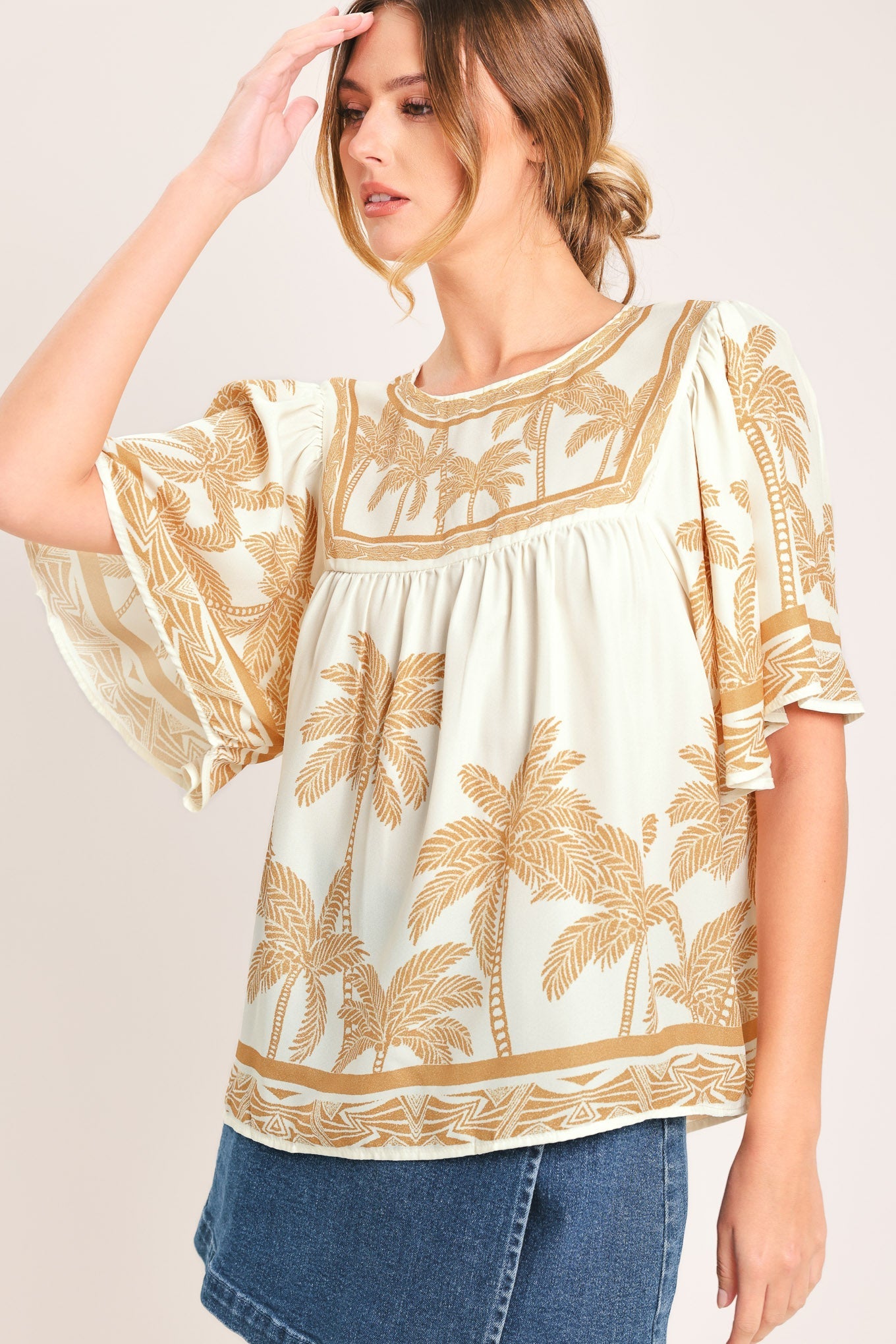 Breeze Story Woven Top in IVORY