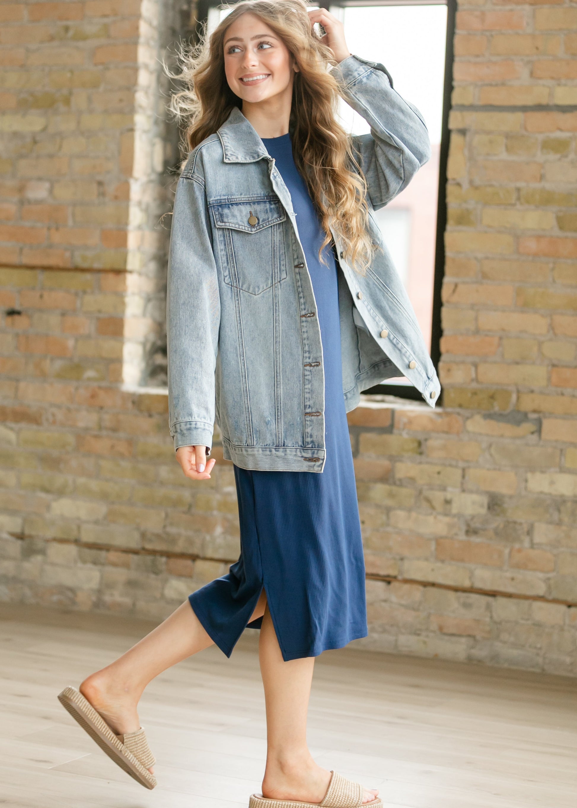 Brinx Light Wash Oversized Denim Jacket in 1XL view 6 - Relaxed Fit (bottom)