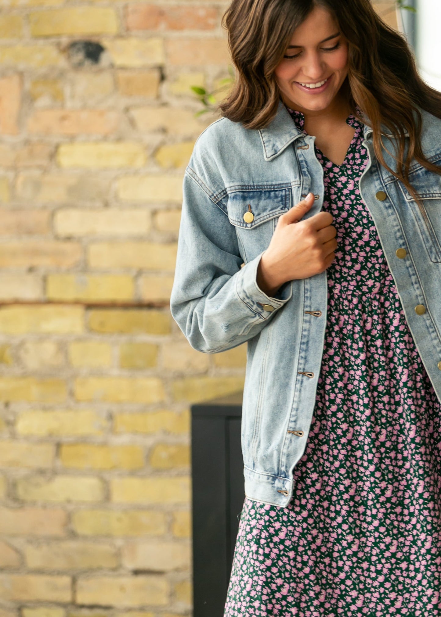 Brinx Light Wash Oversized Denim Jacket view 15 - Relaxed Fit (bottom)