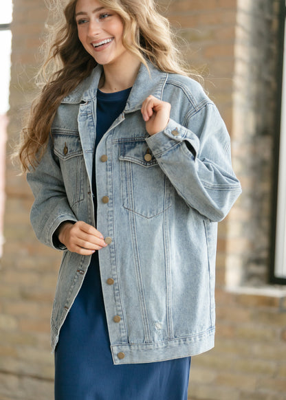 Brinx Light Wash Oversized Denim Jacket view 9 - Relaxed Fit (bottom)