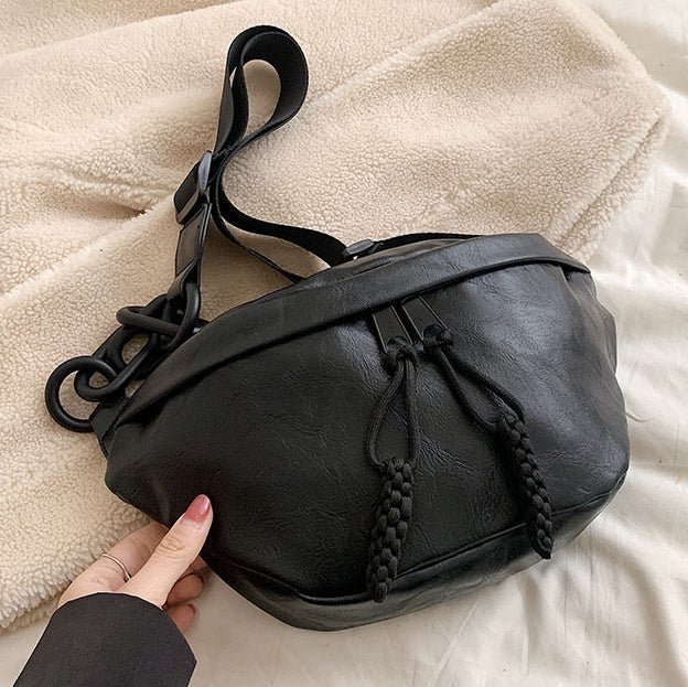 Bryce Chunky Chain Sling view 8 (bag)