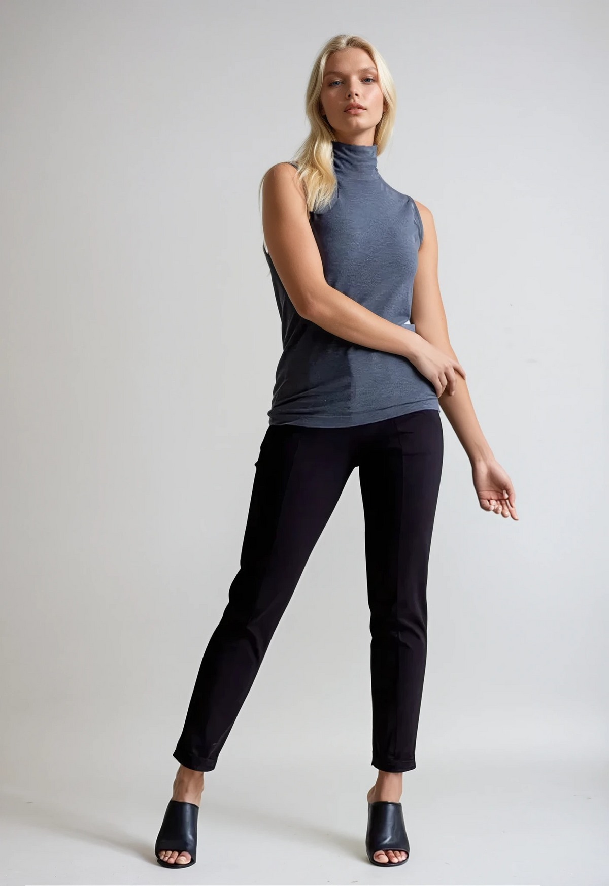 Buki Easy Street Stretch Chino Pant - MeeeShop Women's Fashion