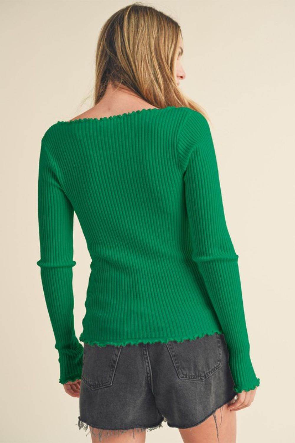 Aemi + Co Lettuce Hem Scoop Neck Long Sleeve Knit Top - us.meeeshop