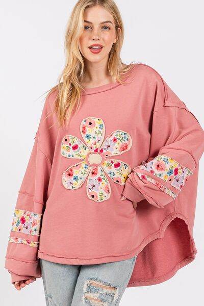 SAGE + FIG Daisy Patch Applique Long Sleeve Sweatshirt - us.meeeshop