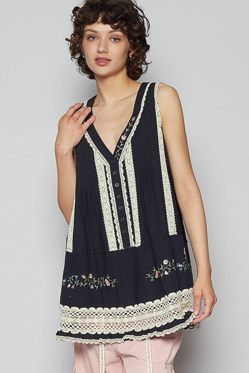 POL Embroidered Lace Detail V-Neck Sleeveless Top - us.meeeshop