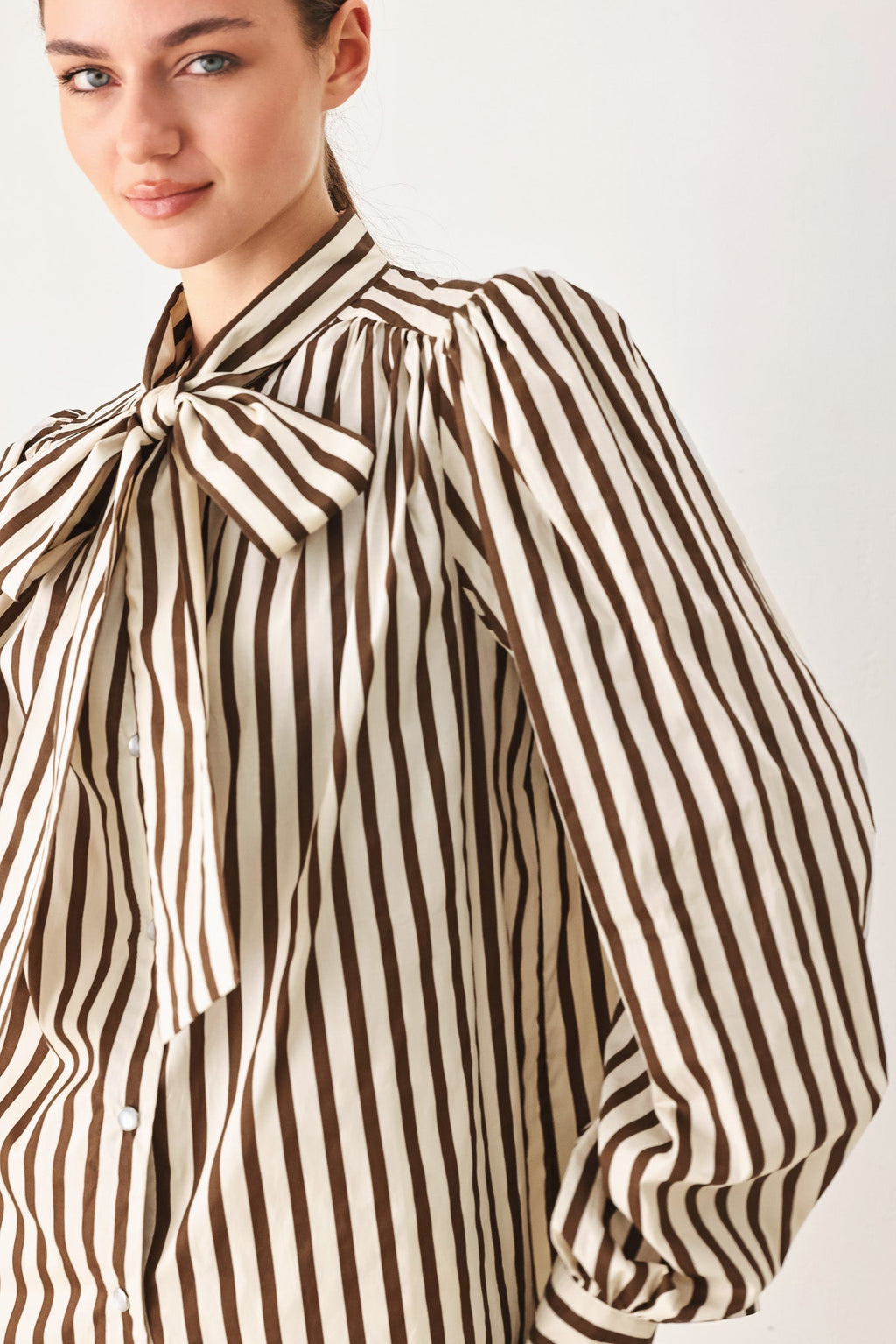Candyline Poet Woven Top TAUPE/BURGUNDY view 4 (top) - topline candy, candy top post malone, candy poet - shop at us.meeeshop