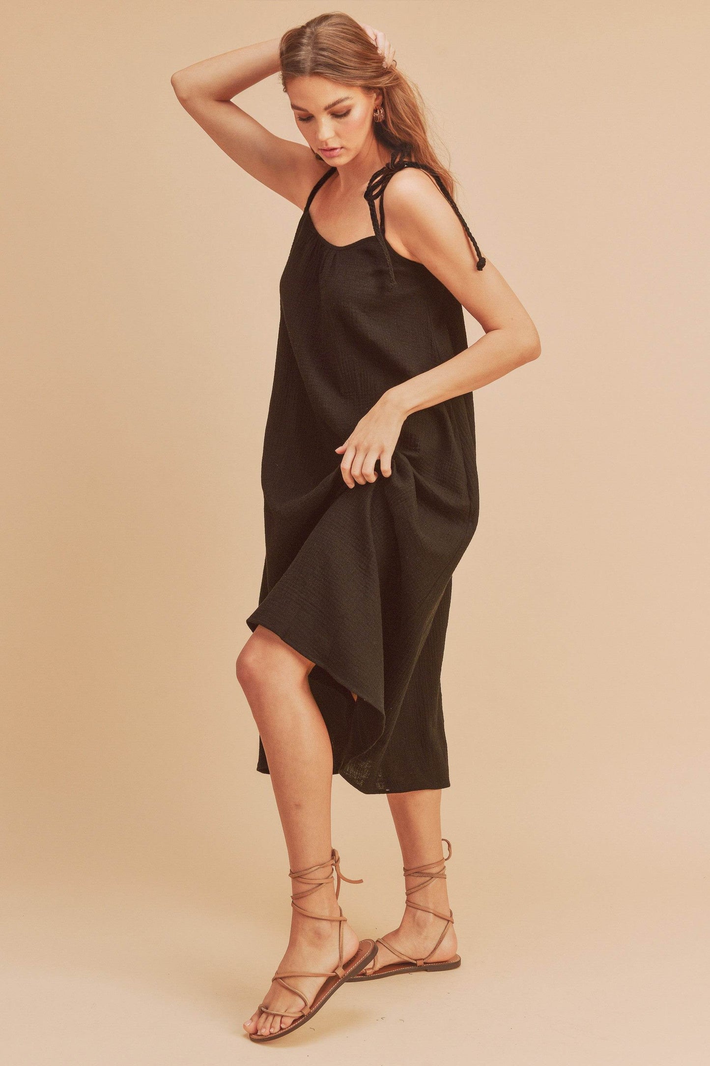 Aemi+Co Midi Cami Dress with Pockets - us.meeeshop