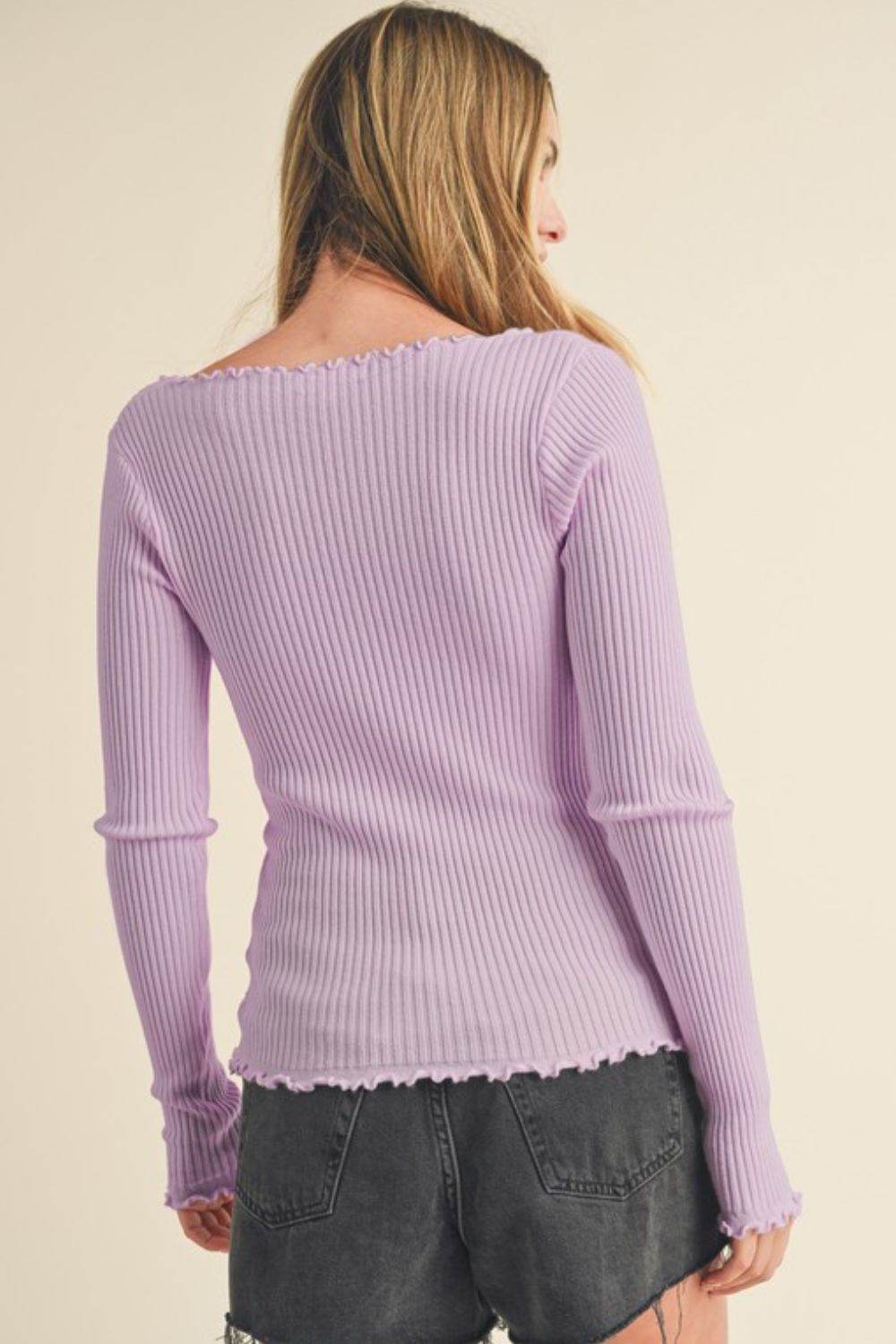 Aemi + Co Lettuce Hem Scoop Neck Long Sleeve Knit Top - us.meeeshop