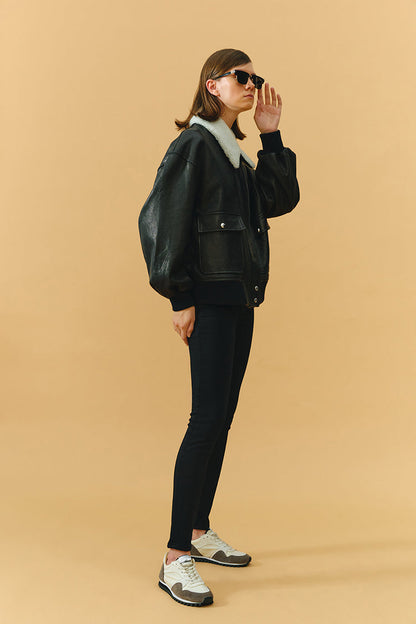 Chicago High Rise Skinny Jeans Hj003 in Back In Black view 4 - High-Waisted - Hj003 Jeans (bottom)