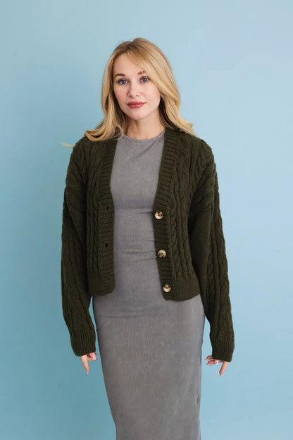 Chunky Cable Knit Button-up Cropped Cardigan 🧥 Top - MeeeShop Women's Fashion