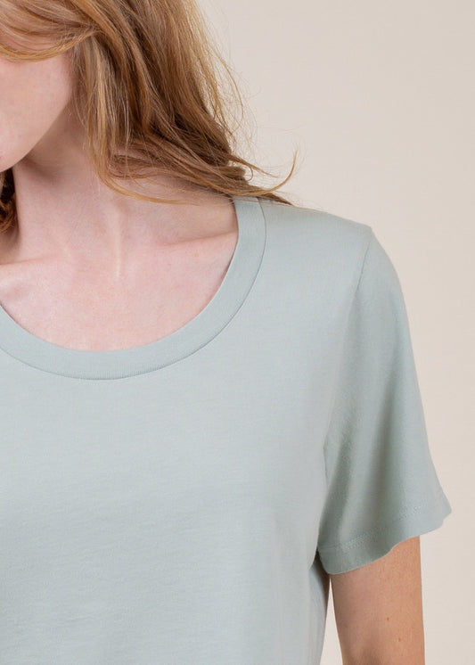 Cropped Easy Tee in XS view 2 - Easy Crop Tee (top)