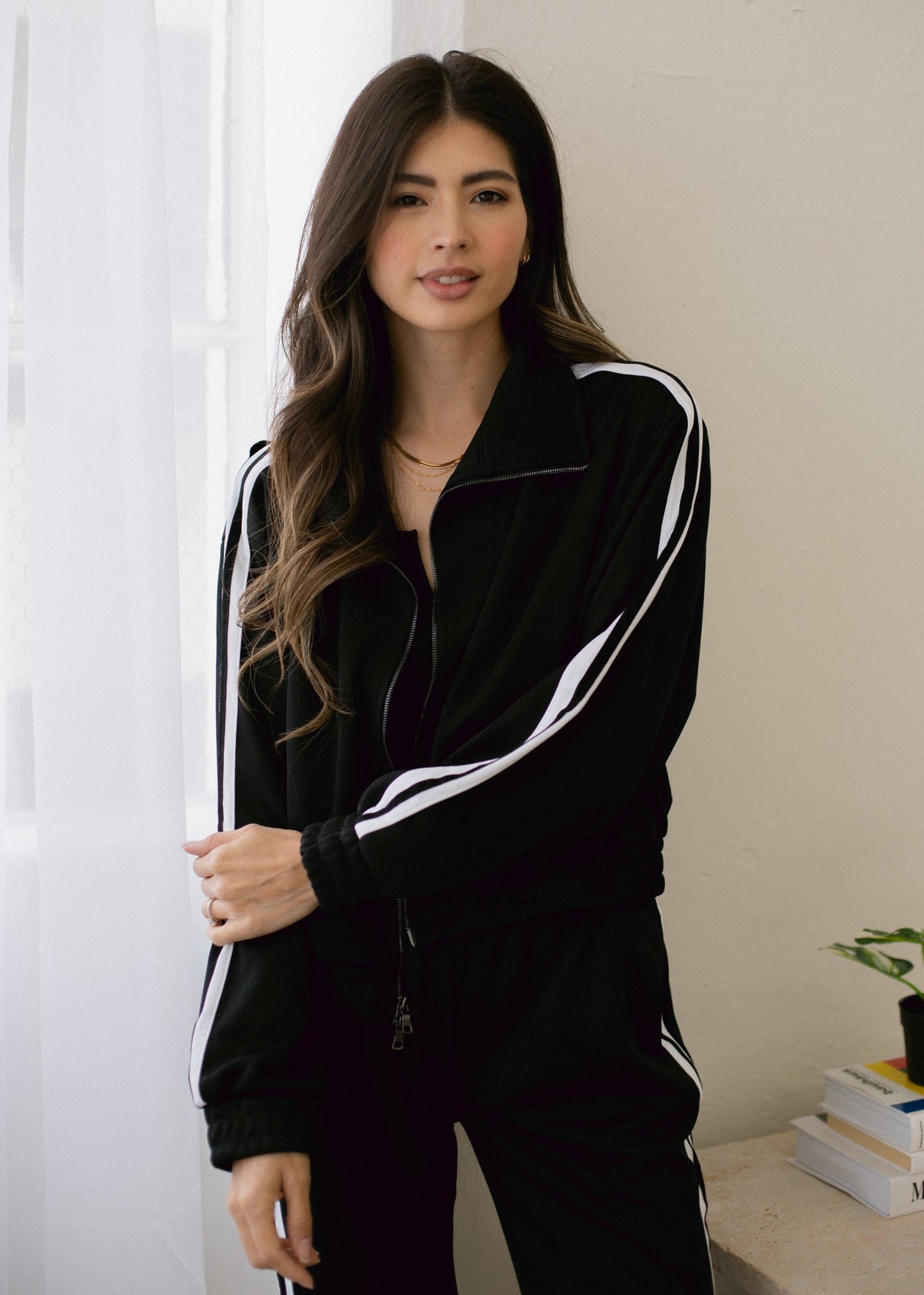 Cropped Track Jacket in S view 7 - Cropped Track Jacket Women (layer)