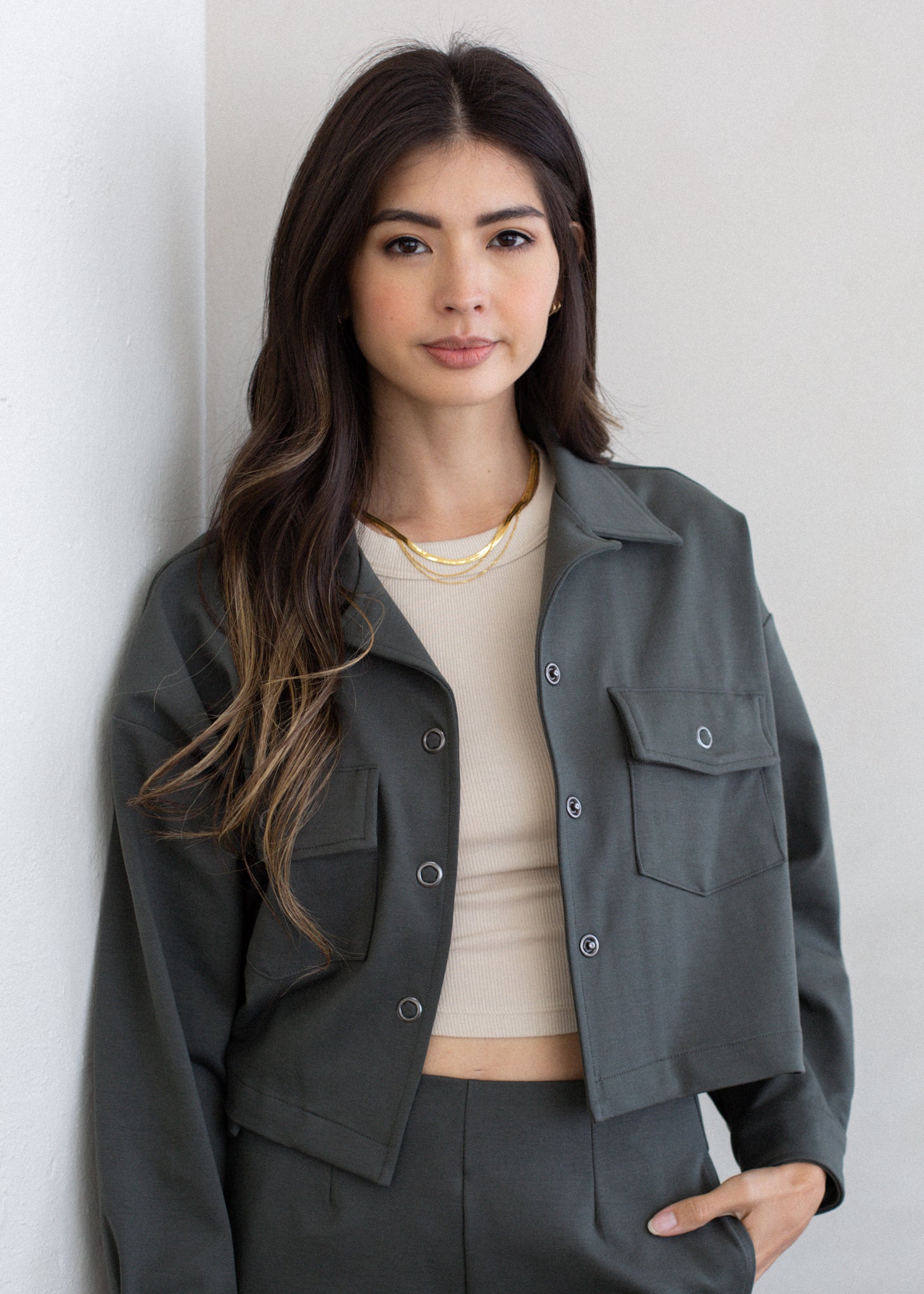 Cropped Worker's Jacket in XS - Casual Office Outfit - Cropped Work Jacket (layer)
