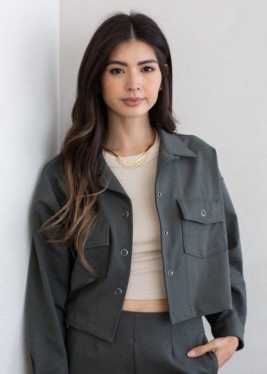 Cropped Worker's Jacket in XS - Casual Office Outfit - Cropped Work Jacket (layer)