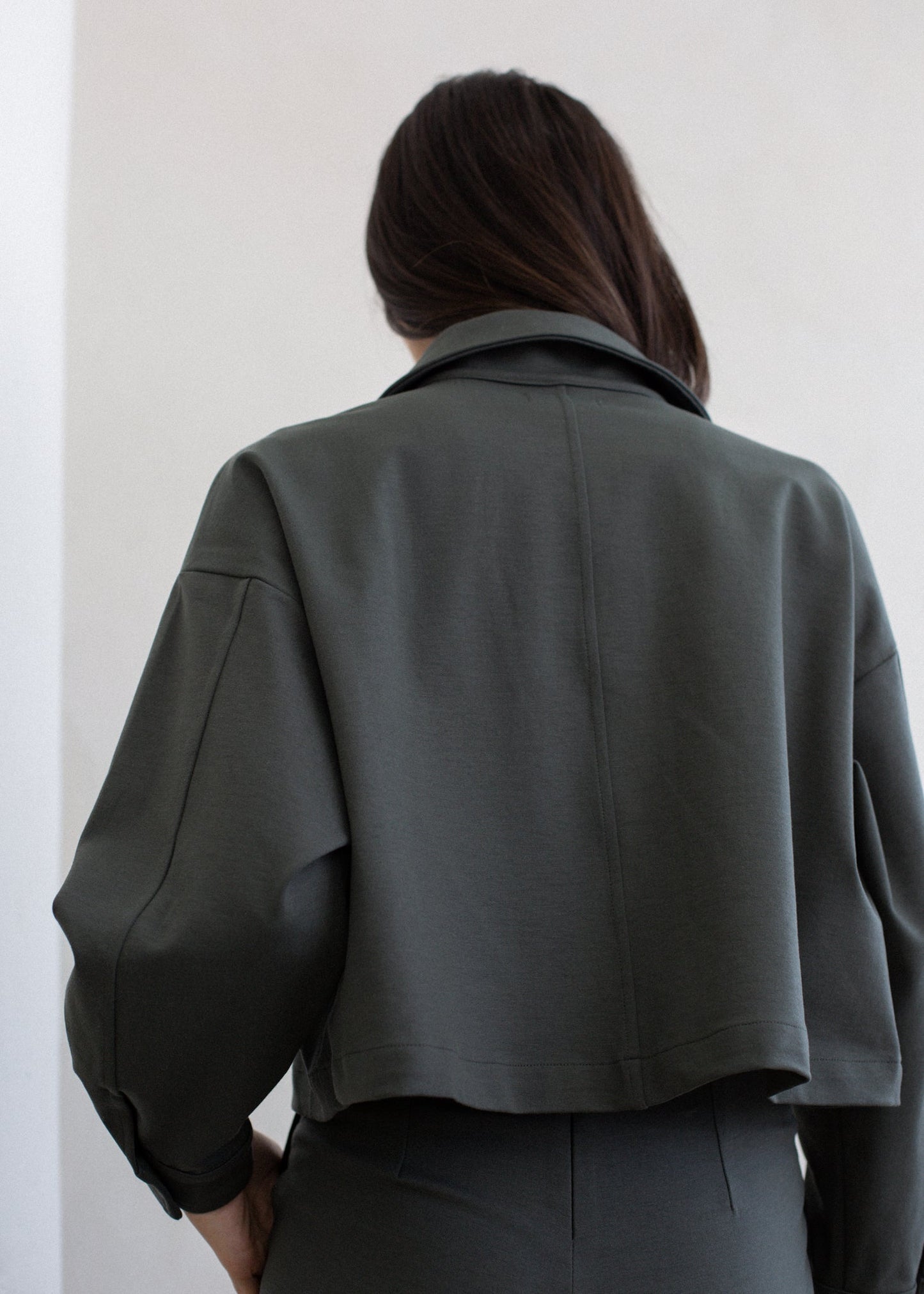 Cropped Worker's Jacket view 6 - Casual Office Outfit - Cropped Work Jacket (layer)