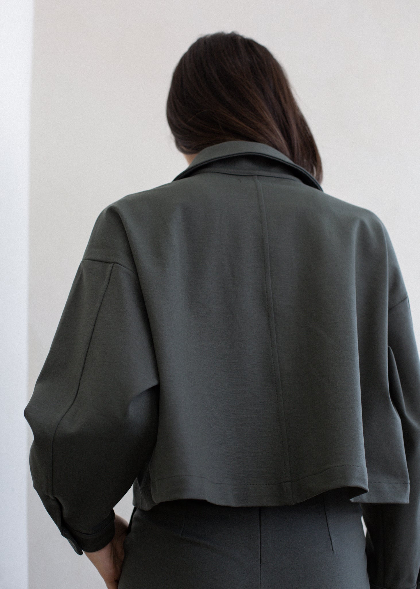 Cropped Worker's Jacket view 6 - Casual Office Outfit - Cropped Work Jacket (layer)