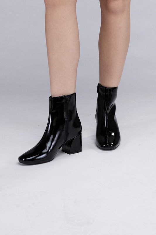 Fortune Dynamic Ultra Faux Leather Boots | us.meeeshop