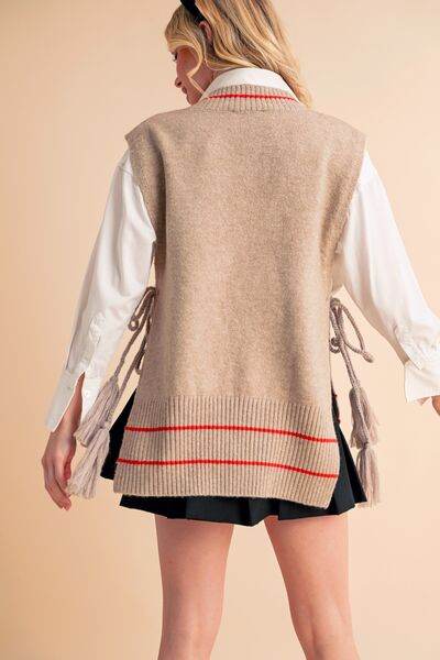 Aemi + Co Ribbed V-Neck Sweater Vest with Tassel - us.meeeshop