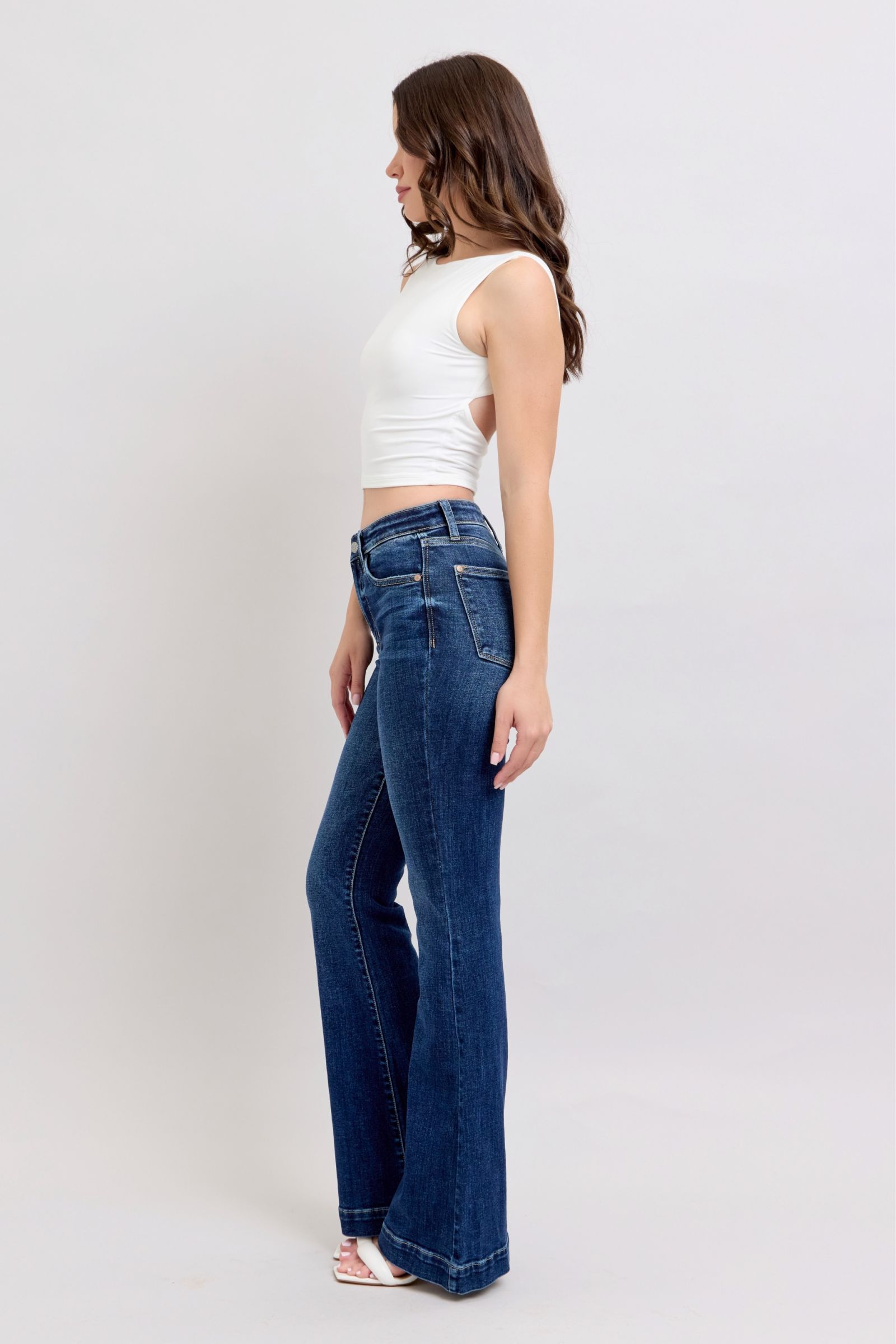 Judy Blue | High Rise Flare Jeans with Pockets Plus Size - us.meeeshop