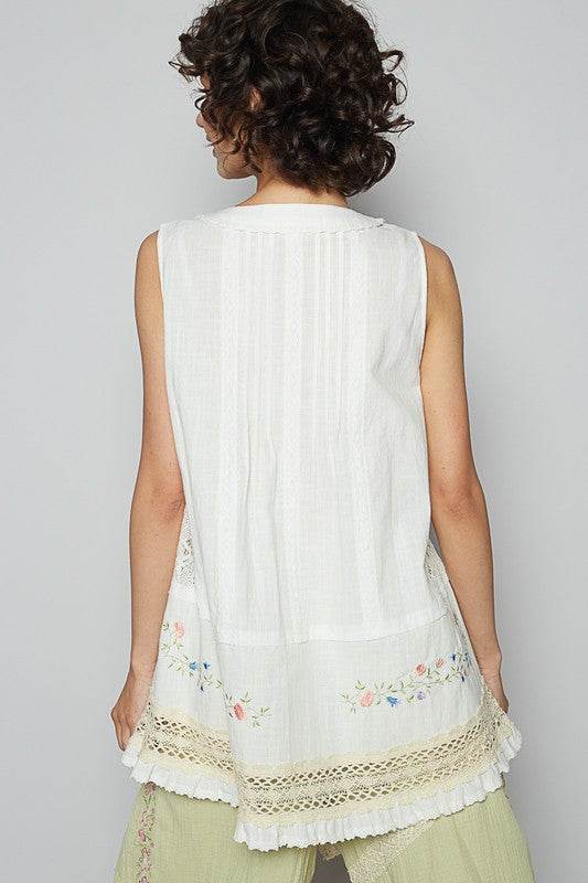 POL Embroidered Lace Detail V-Neck Sleeveless Top in White - us.meeeshop