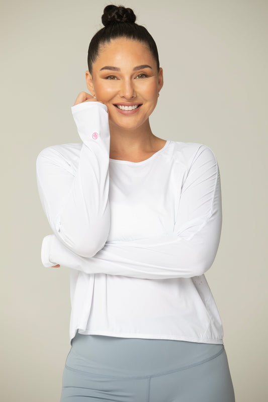 Daybreak Lightweight Long Sleeve Workout Shirt – Thumbhole Sleeves & Split Hem in WHITE - Casual Office Outfit (top)