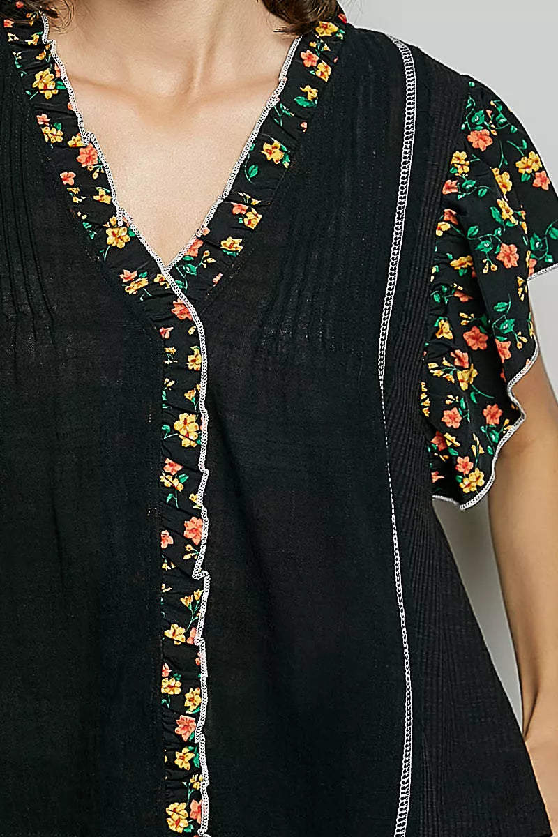pol neck floral Pol V-neck Floral Ruffle Sleeve Blouse view 6 (top) - shop at us.meeeshop
