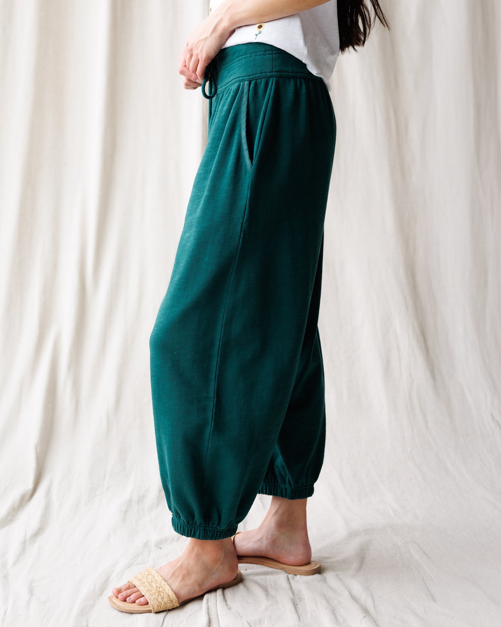 Downeast Cloud 9 Joggers in M view 3 - Cloud Joggers (bottom)