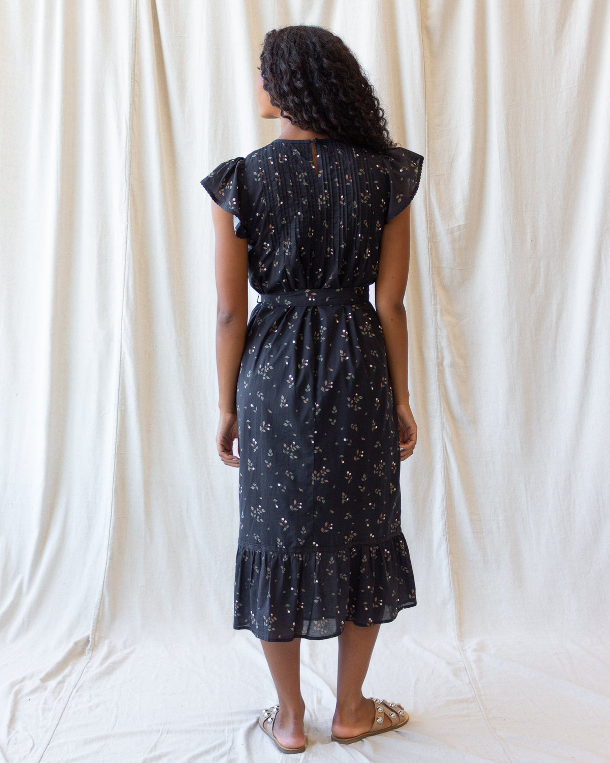 Downeast Pretty Pintuck Dress in L view 4