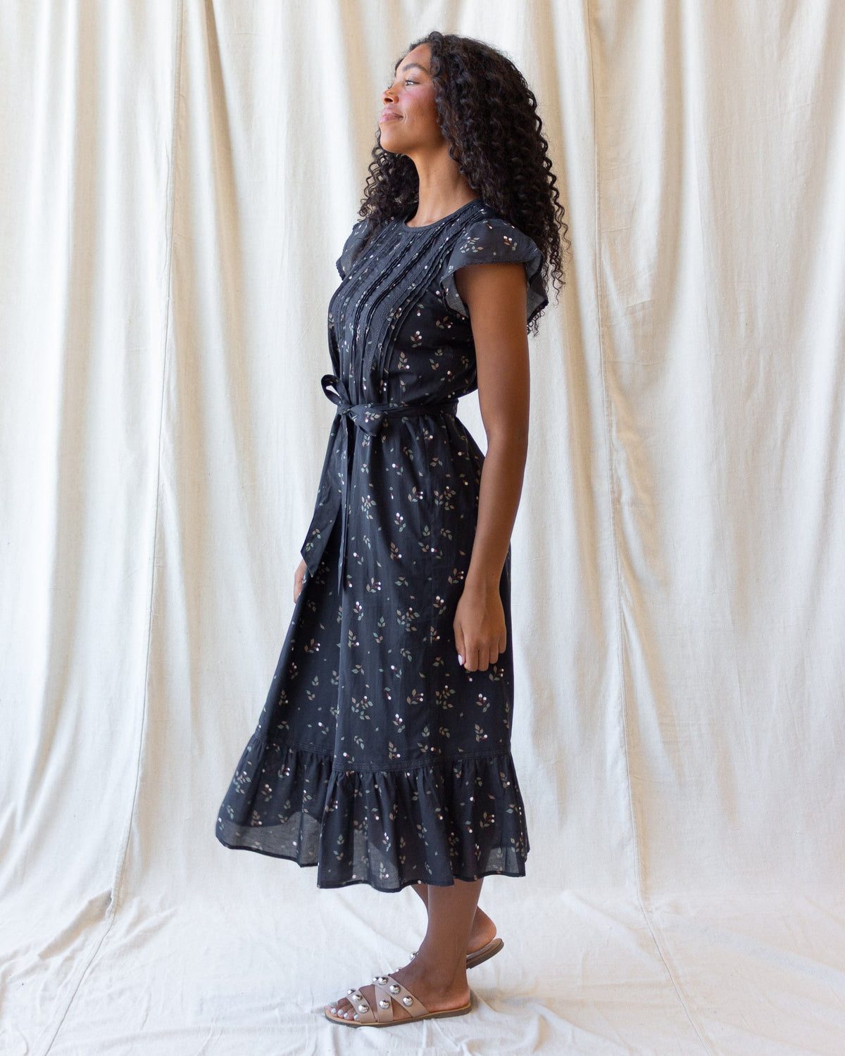 Downeast Pretty Pintuck Dress in M view 3