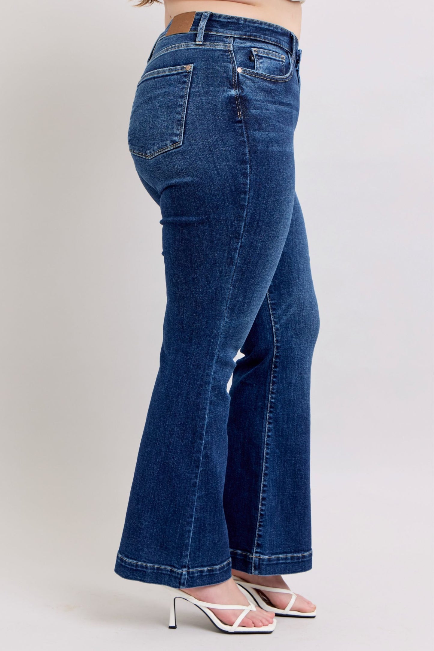 Judy Blue | High Rise Flare Jeans with Pockets Plus Size - us.meeeshop