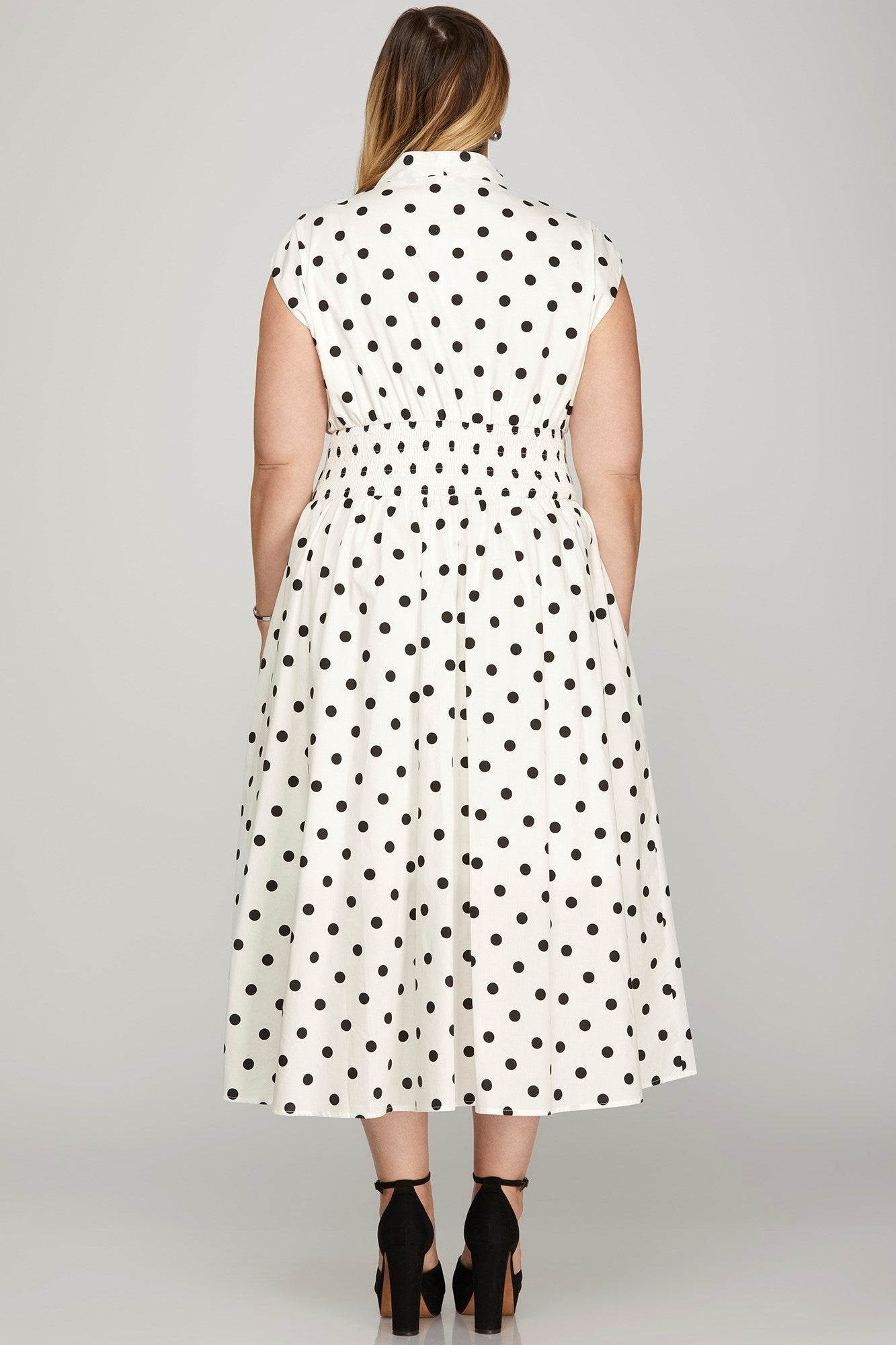 She + Sky Front Zip Polka Dots Cap Sleeve Midi Dress in OFF WHITE - us.meeeshop