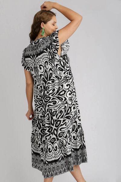 Umgee Two Tone Border Print Ruffle Cap Sleeve Midi Dress Plus Size - us.meeeshop