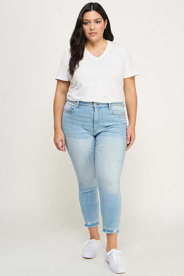 Eden plus High Rise Crop Skinny Jeans in P-16 - High-Waisted (bottom)