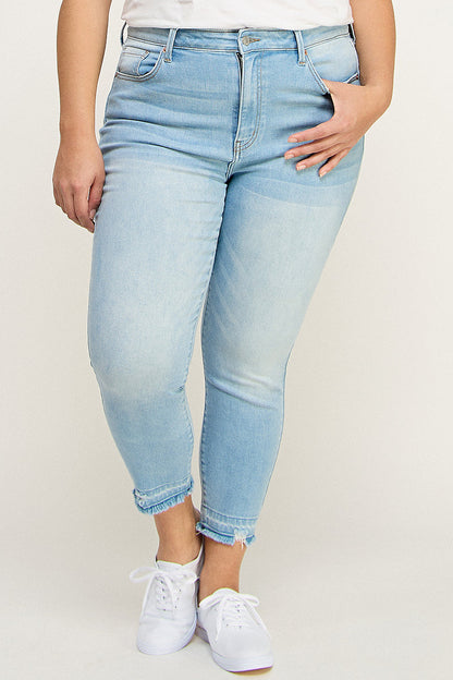 Eden plus High Rise Crop Skinny Jeans in P-18 view 2 - High-Waisted (bottom)