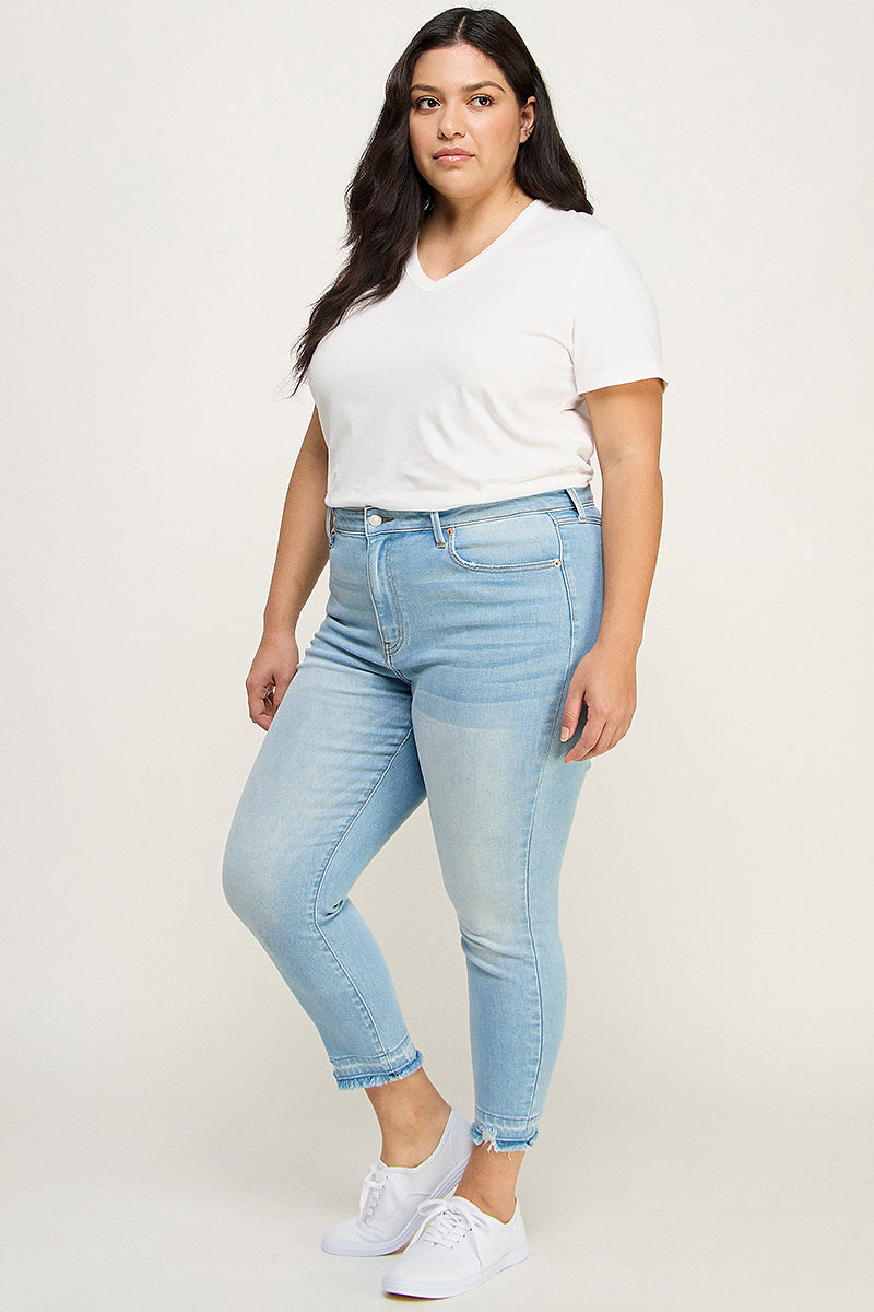 Eden plus High Rise Crop Skinny Jeans view 5 - High-Waisted (bottom)