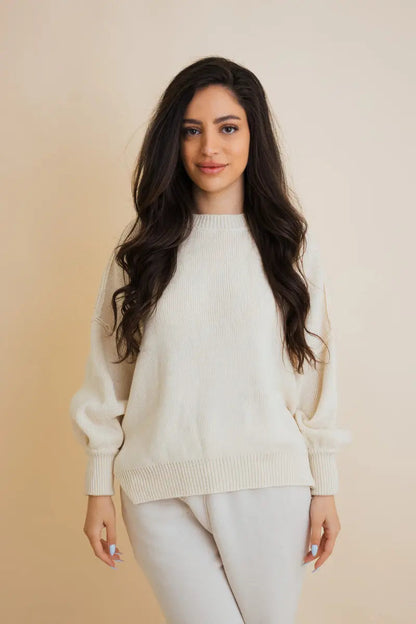 Effortlessly Cozy Oversized Sweater - MeeeShop Women's Fashion