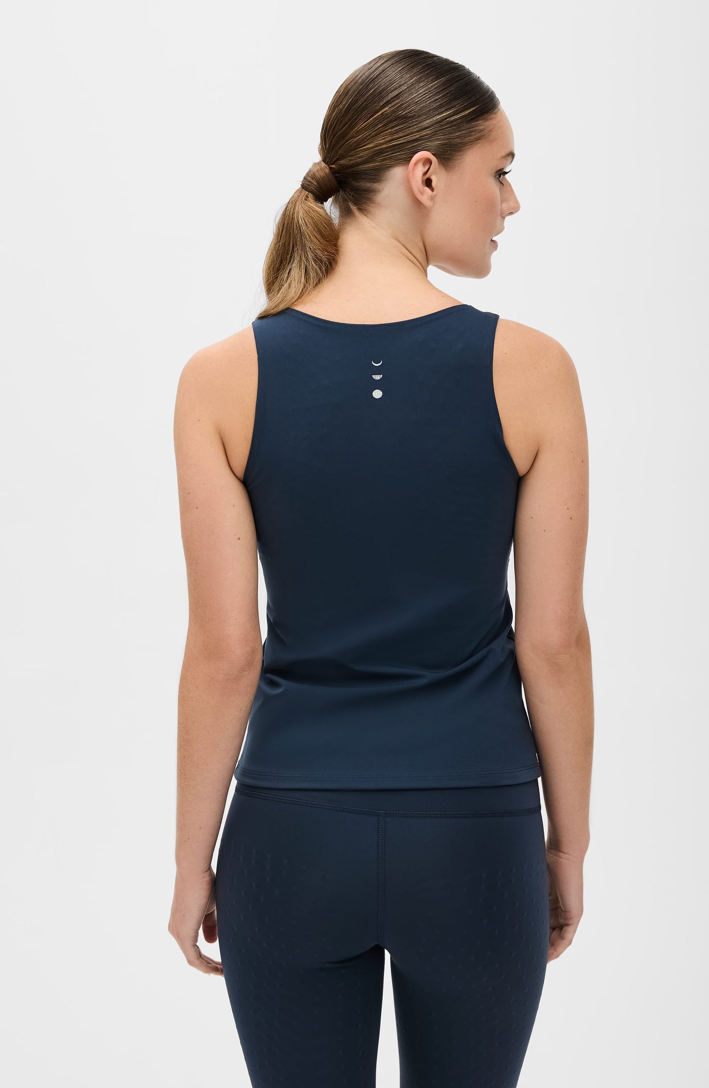 Elastique Athletics L'original Lymphatic Tank in olive view 6 - Organic Lymphatic Drainage Tea (top)