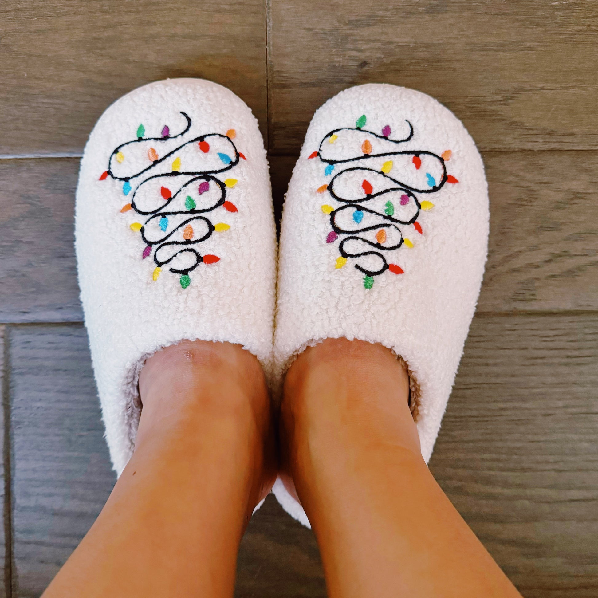 Ellisonyoung.com Precious Lit Coziest Slippers in L/XL view 3 (piece)