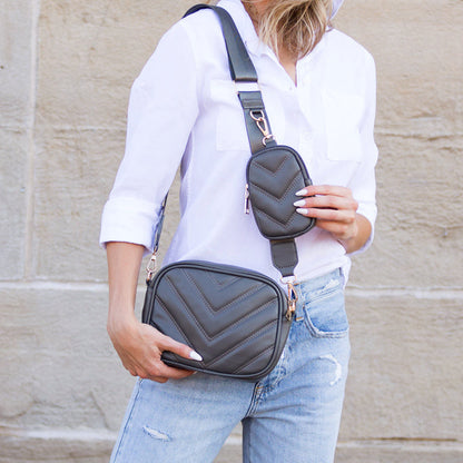 Elsie Quilted Crossbody view 5 (bag)